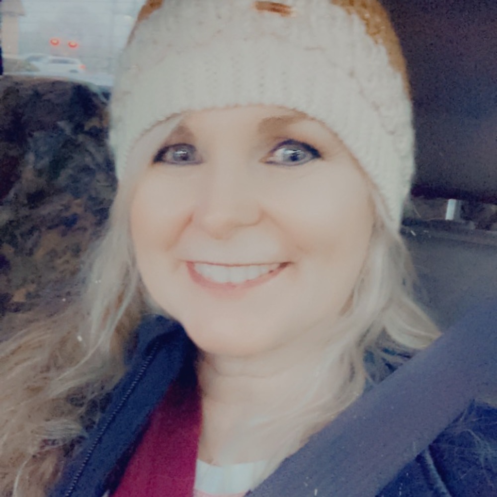 Meet your Posher, Cindy